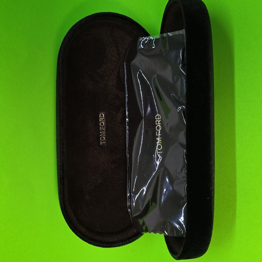 Tom Ford Brown Velvet Clamshell Eyeglass Case (Case Only)